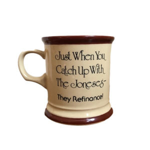 𝅺VINTAGE ‘Catching up with the Joneses’ Mug